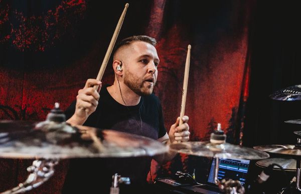 Signature | STICKS | TAMA Drums